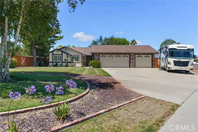 4319 Valley Drive, Santa Maria CA: https://media.crmls.org/medias/9400cb50-e7fa-4f99-b10f-89b808174398.jpg