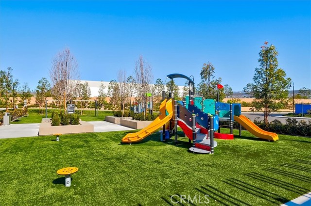 670 Athos, Lake Forest CA: https://media.crmls.org/medias/9400f704-b746-41d3-850b-224d89a46c18.jpg