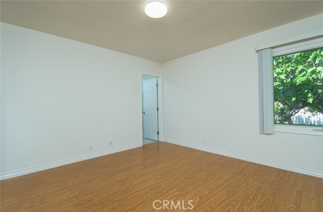 Detail Gallery Image 34 of 58 For 2111 N Verdugo, Glendale,  CA 91208 - 2 Beds | 2 Baths