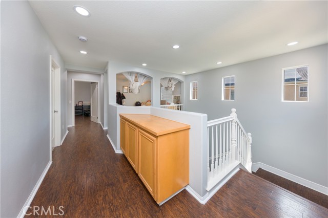 Detail Gallery Image 15 of 35 For 19659 Lanview Lane, Saugus,  CA 91350 - 4 Beds | 3 Baths