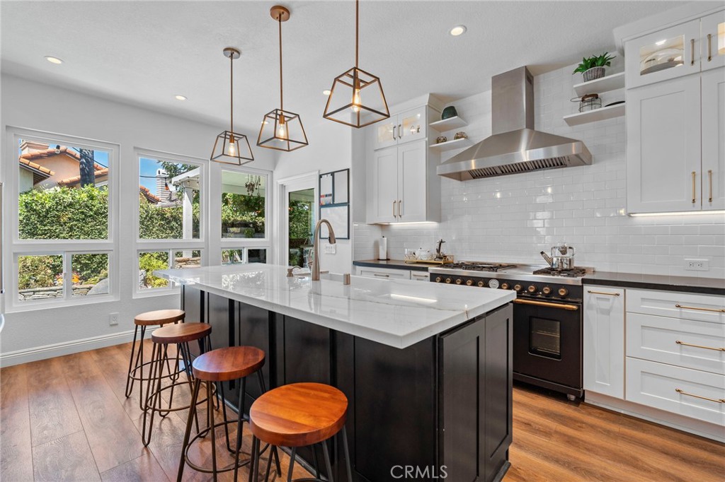 MLS #OC25192282 image #11