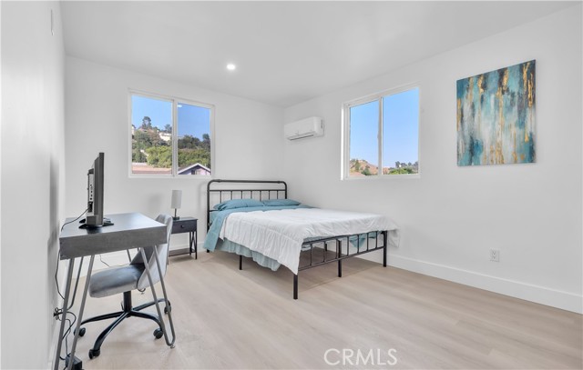 Detail Gallery Image 26 of 36 For 3115 Arvia St 1b,  Los Angeles,  CA 90065 - 5 Beds | 2 Baths
