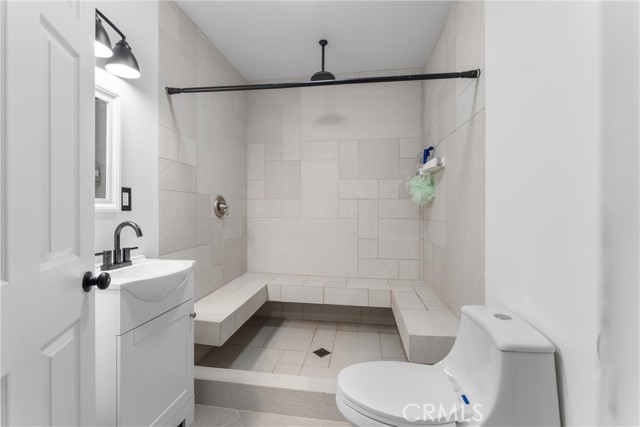 10004 E Avenue S10, Littlerock CA: https://media.crmls.org/medias/9403eb72-351d-4688-a881-2d84a996782c.jpg