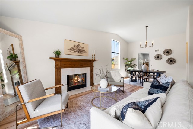 Detail Gallery Image 1 of 35 For 20557 Jay Carroll Drive, Saugus,  CA 91350 - 4 Beds | 2 Baths