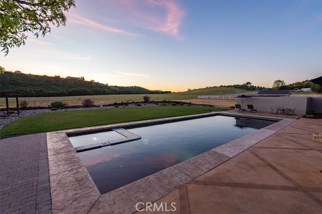 Detail Gallery Image 43 of 64 For 775 via Del Salinas, Paso Robles,  CA 93446 - 4 Beds | 3/1 Baths