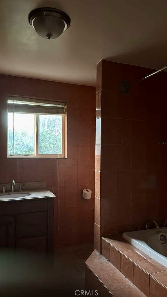 Detail Gallery Image 10 of 20 For 14662 Maclay, –,  CA 91345 - 4 Beds | 2 Baths