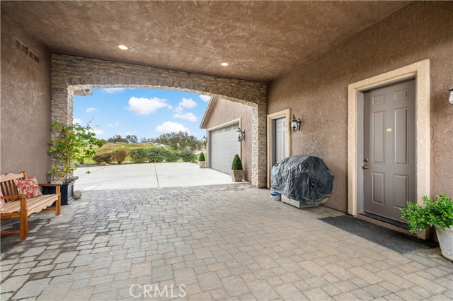 Detail Gallery Image 14 of 74 For 39470 Calle Anita, Temecula,  CA 92592 - 5 Beds | 4/1 Baths