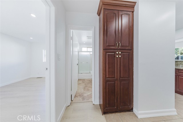 Detail Gallery Image 13 of 31 For 10431 Las Lunitas Ave, Tujunga,  CA 91042 - 3 Beds | 2 Baths