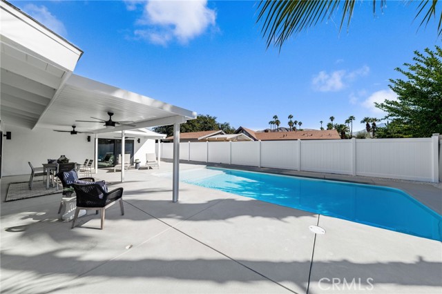 1975 E Mark Leslie, Palm Springs, CA 92264