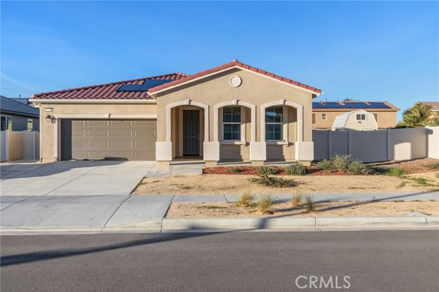 Detail Gallery Image 2 of 31 For 6135 W Avenue J9, Lancaster,  CA 93536 - 4 Beds | 2 Baths