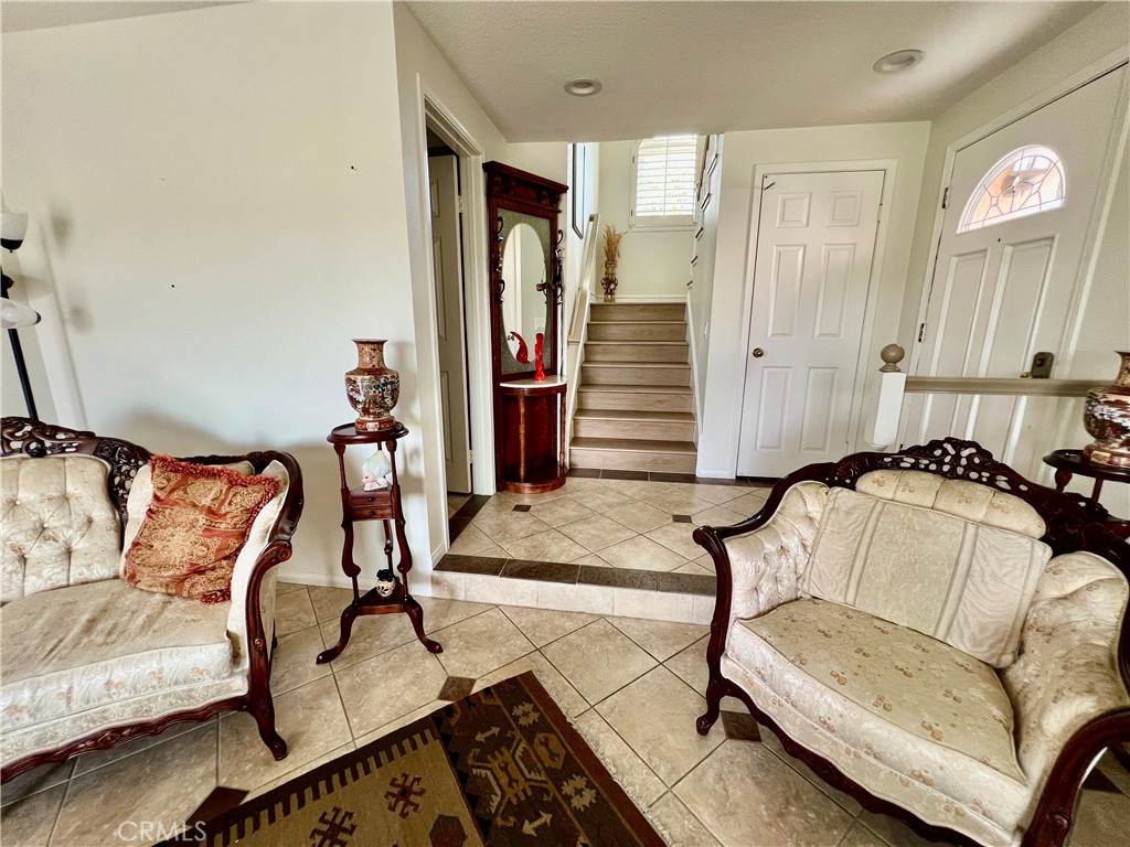 MLS #OC25114959 img 6