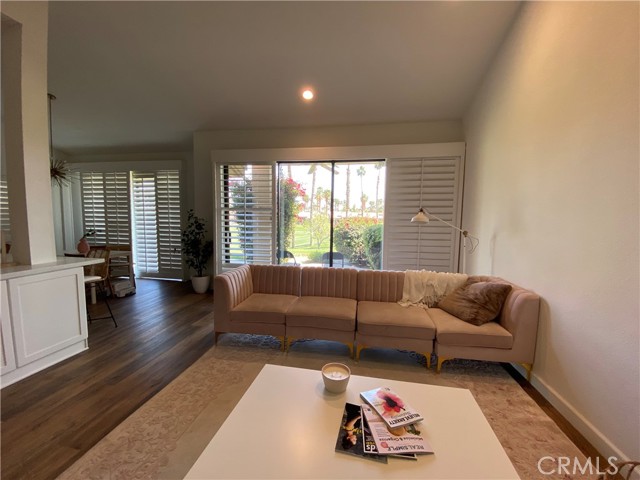 Image 23 for 76437   Violet CIR