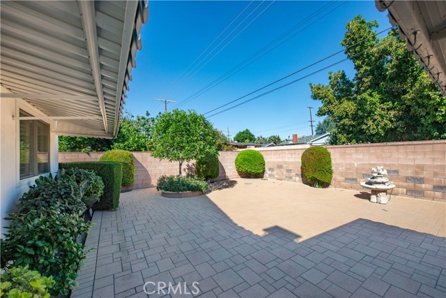 22449 Burton Street photo 25