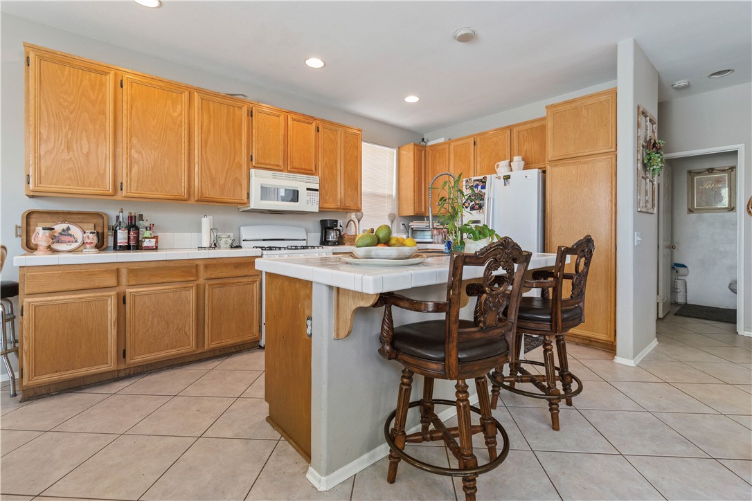 Detail Gallery Image 18 of 40 For 16273 Twilight Cir, Riverside,  CA 92503 - 3 Beds | 2/1 Baths
