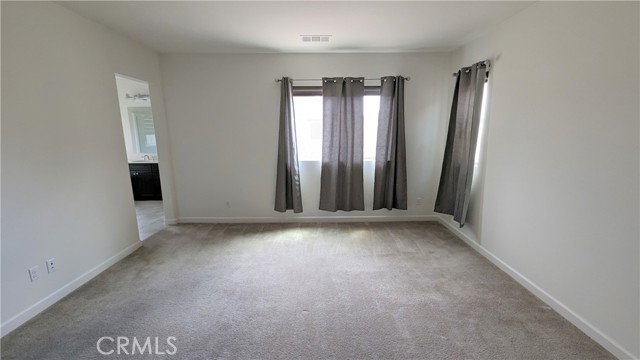 15807 Moonflower Avenue, Chino CA: https://media.crmls.org/medias/940adce7-af6d-4ad7-bdf8-9255431825a1.jpg