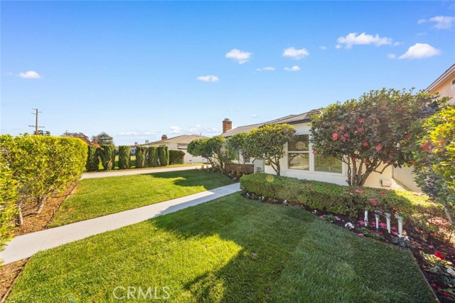 Detail Gallery Image 3 of 26 For 9066 Hermosa, Temple City,  CA 91780 - 5 Beds | 5 Baths