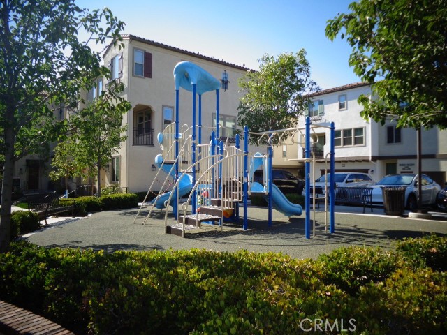 Detail Gallery Image 17 of 18 For 4332 Wild Ginger Cir, Yorba Linda,  CA 92886 - 3 Beds | 2/1 Baths