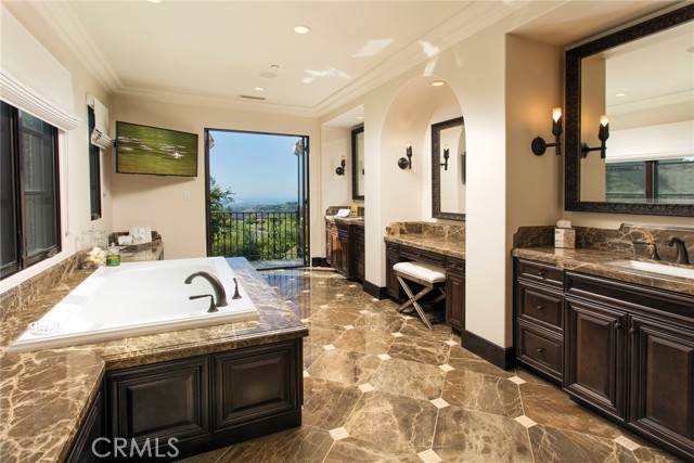 Detail Gallery Image 22 of 26 For 41 South Sur, Newport Coast,  CA 92657 - 4 Beds | 5/1 Baths