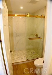 Detail Gallery Image 14 of 17 For 4675 Willis, Sherman Oaks,  CA 91403 - 2 Beds | 2 Baths