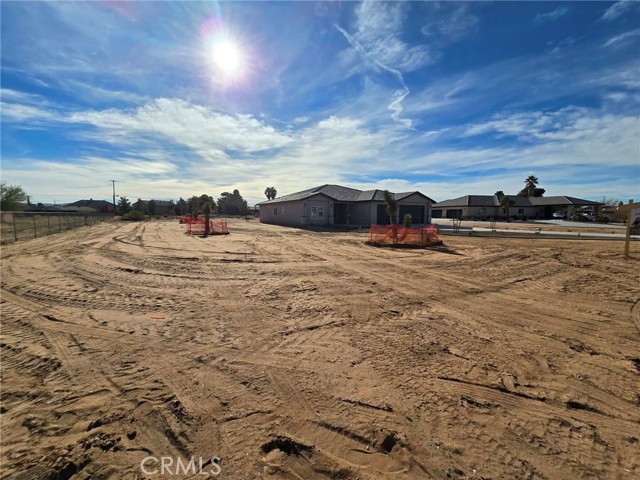 Detail Gallery Image 27 of 28 For 20401 Tonawanda Rd, Apple Valley,  CA 92307 - 4 Beds | 3 Baths