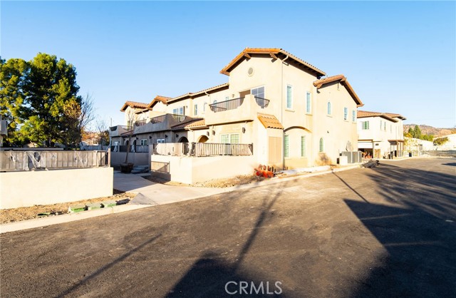 5502 Los Angeles Avenue, Simi Valley, California 93063, 3 Bedrooms Bedrooms, ,2 BathroomsBathrooms,Townhouse,For Sale,Los Angeles,MB25150074
