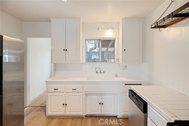 Detail Gallery Image 16 of 41 For 2313 Curtis, Redondo Beach,  CA 90278 - 3 Beds | 2 Baths