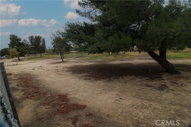 Detail Gallery Image 24 of 25 For 13829 Riviera, Victorville,  CA 92395 - 2 Beds | 2 Baths