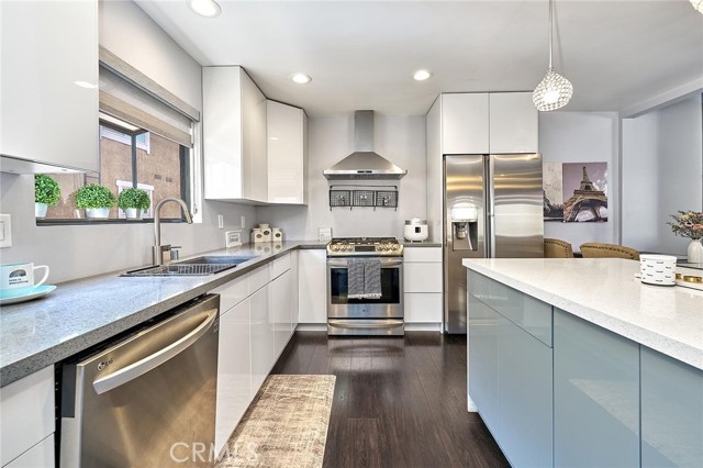 Detail Gallery Image 2 of 51 For 957 W Imperial #30,  La Habra,  CA 90631 - 1 Beds | 1/1 Baths