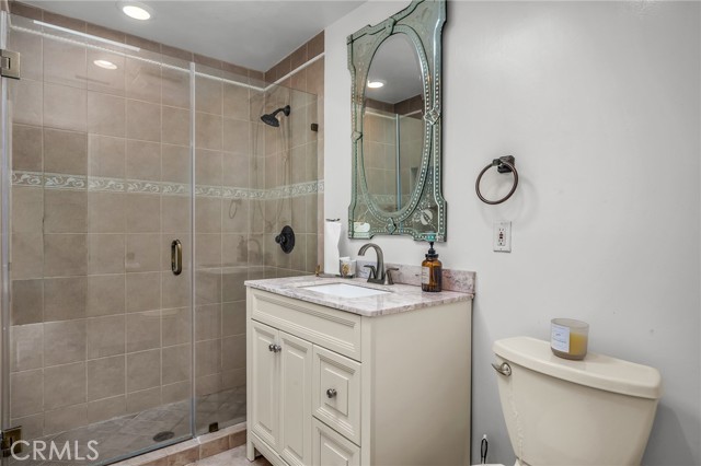 Detail Gallery Image 20 of 34 For 22015 Independencia St, Woodland Hills,  CA 91364 - 3 Beds | 2 Baths