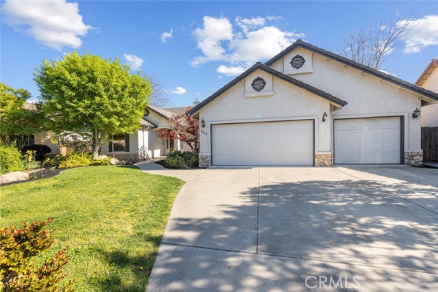 Detail Gallery Image 4 of 45 For 523 W Country Ct, Visalia,  CA 93277 - 3 Beds | 2 Baths
