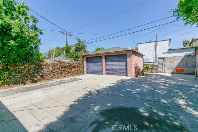 Detail Gallery Image 14 of 48 For 5025 Stratford Rd, Los Angeles,  CA 90042 - 2 Beds | 1 Baths