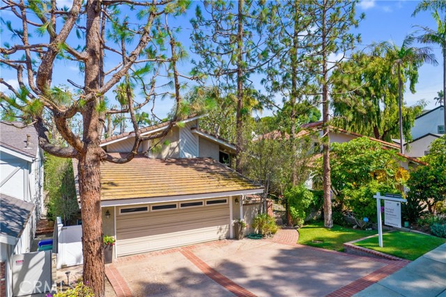 2213 Valley Drive, Manhattan Beach, California 90266, 4 Bedrooms Bedrooms, ,3 BathroomsBathrooms,Residential,Sold,Valley,SB22167937