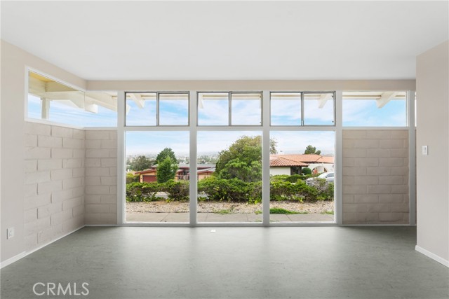 Detail Gallery Image 11 of 27 For 2 Cambridge Dr, Lompoc,  CA 93436 - 3 Beds | 3 Baths