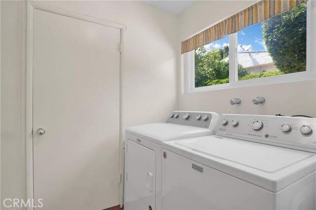 Detail Gallery Image 22 of 45 For 11967 Sunshine Ter, Studio City,  CA 91604 - 4 Beds | 3 Baths