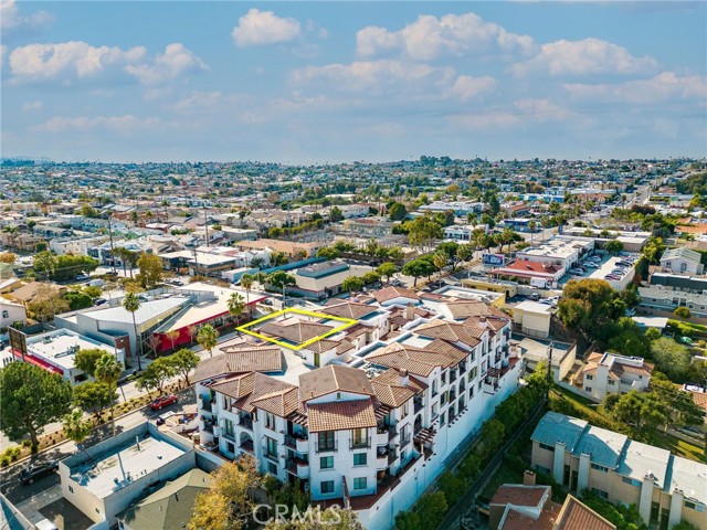 2001 Artesia Boulevard, Redondo Beach, California 90278, 1 Bedroom Bedrooms, ,1 BathroomBathrooms,Residential,Sold,Artesia,SB22258185