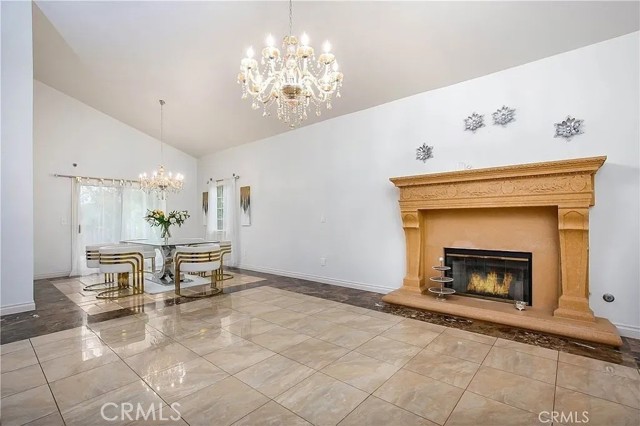 287 Goldenwood Circle, Simi Valley CA: https://media.crmls.org/medias/9412b6bc-5224-435f-a9b4-7fb2218f4da0.jpg