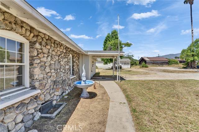 6910 Carnelian Street, Rancho Cucamonga CA: https://media.crmls.org/medias/94133230-9568-4a70-be19-8d3ed8bd457b.jpg