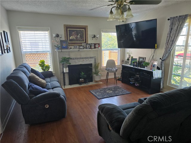 Detail Gallery Image 11 of 22 For 519 N Sloan Ave, Compton,  CA 90221 - 3 Beds | 1 Baths