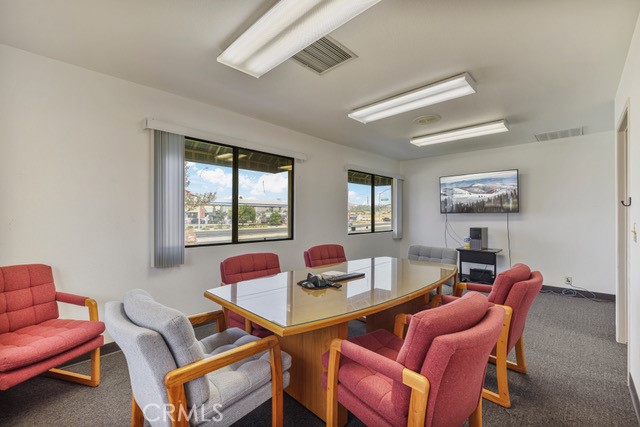 Image 21 of 27 For 9240 Limonite Avenue