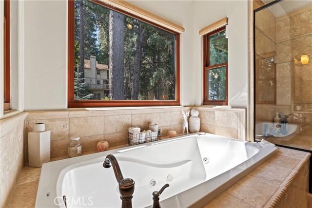 Detail Gallery Image 22 of 53 For 27556 Meadow Bay Dr, Lake Arrowhead,  CA 92352 - 4 Beds | 3/1 Baths