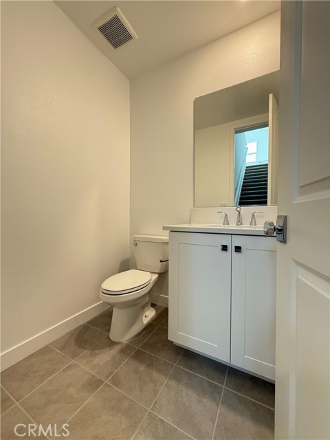 Detail Gallery Image 27 of 45 For 479 Mulligan, Irvine,  CA 92618 - 3 Beds | 2/1 Baths