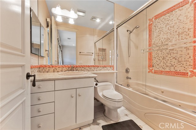 Detail Gallery Image 41 of 69 For 2280 S Oak Knoll Ave, San Marino,  CA 91108 - 5 Beds | 7 Baths