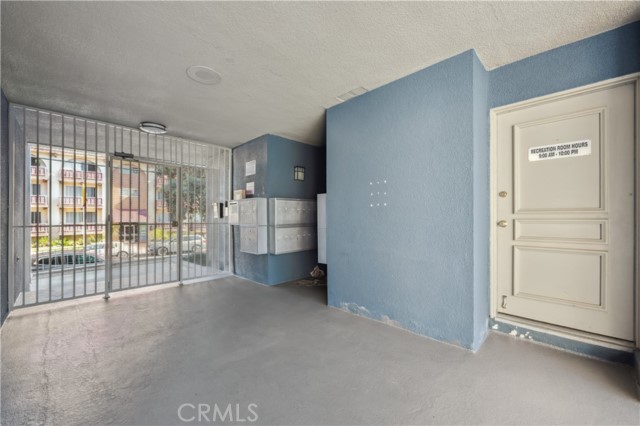 Detail Gallery Image 5 of 21 For 3710 Garnet St #202,  Torrance,  CA 90503 - 1 Beds | 1 Baths