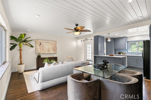 645 Griffith Way, Laguna Beach CA: https://media.crmls.org/medias/9418dcea-e871-4767-99dd-e8d81b14f45f.jpg