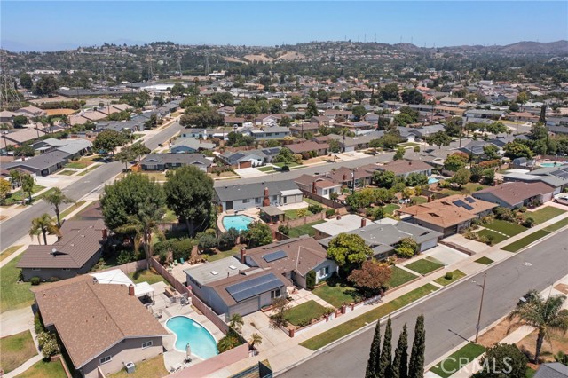 Detail Gallery Image 19 of 29 For 2217 E Parkside Ave, Orange,  CA 92867 - 4 Beds | 2 Baths