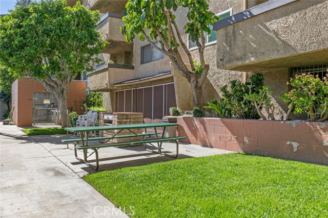 Detail Gallery Image 46 of 52 For 320 E Stocker St #208,  Glendale,  CA 91207 - 1 Beds | 1 Baths