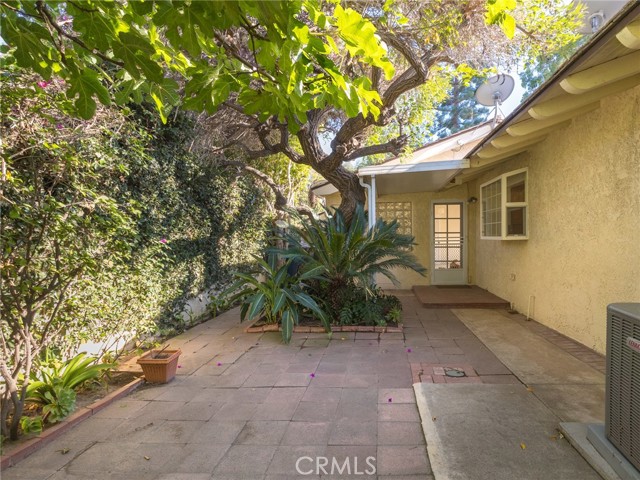 3 Saddlehorn Lane, Rolling Hills Estates, California 90274, 4 Bedrooms Bedrooms, ,1 BathroomBathrooms,Residential,Sold,Saddlehorn,SB22226892