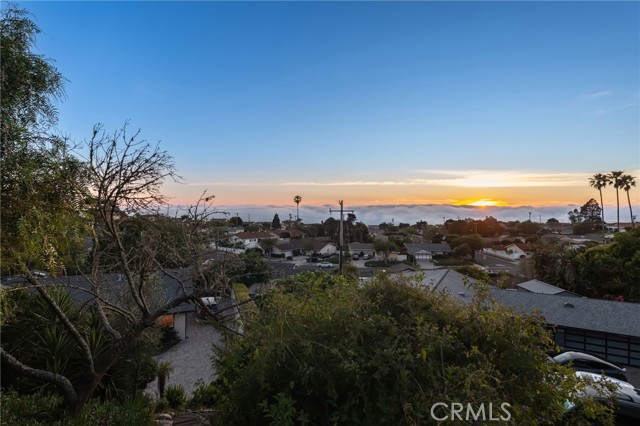 Detail Gallery Image 9 of 9 For 28068 Santona Dr, Rancho Palos Verdes,  CA 90275 - 5 Beds | 3 Baths