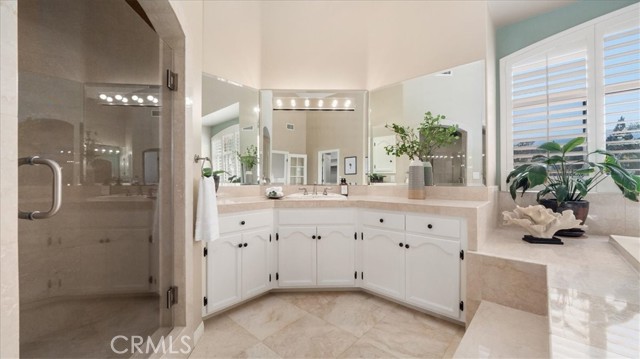 844 Deep Springs Drive, Claremont CA: https://media.crmls.org/medias/941baca5-3598-4669-a96f-2405671c9d7d.jpg