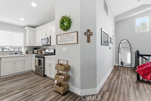 Detail Gallery Image 17 of 56 For 628 Crater, Modesto,  CA 95351 - 4 Beds | 2/1 Baths